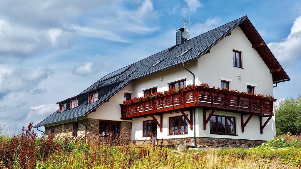 Apartmany Chajdovka Bozi Dar Exterior photo